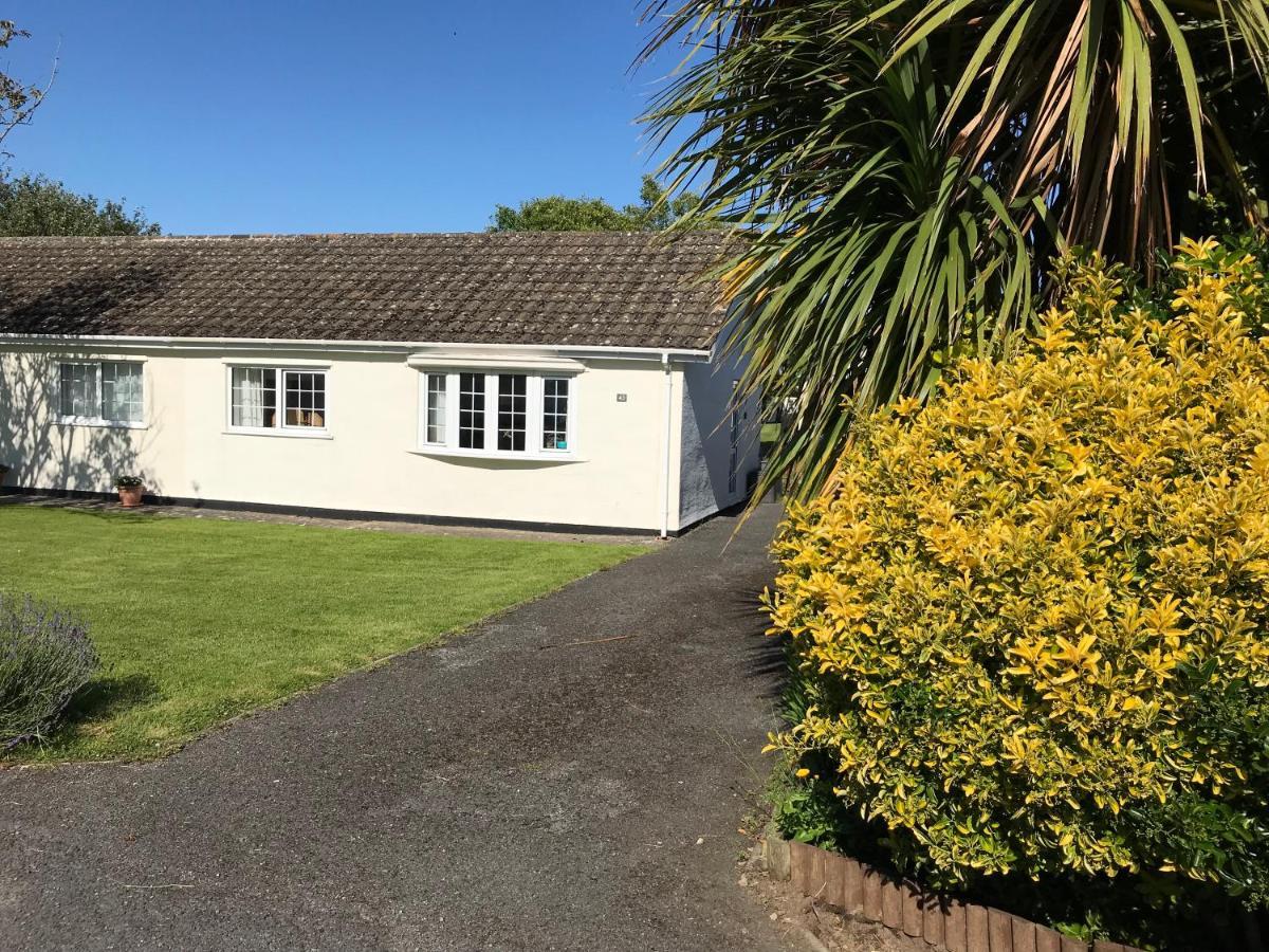 Number 43 The Gower Holiday Village 斯旺西 外观 照片